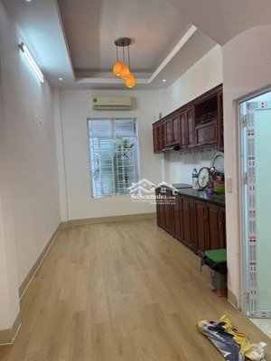 bán nhà nguyên căn hàng xóm tân mai- nở hậu, gần oto- 38m- 5 tỷ 8