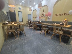 cho thuê chân đế chung cư five star đông đúc dân cư, dt 116m2x2 tầng, mt 8m ở vị trí siêu đẹp