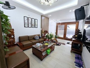 chính chủ bán nhà phố bạch mai diện tích 70m2 xây 5 tầng thang máy đẹp long lanh giá tốt...