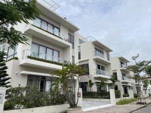 qũy hàng ngoại giao biệt thự biển golf ruby coastal city giá 37,5tr/m2 sẵn sổ