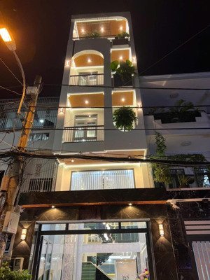 nhà cho thuê 32triệu ngay hồ xuân hương -p.võ thị sáu-quận 3. giá 4tỷ8/96.5m2 gần bệnh viện da liễu