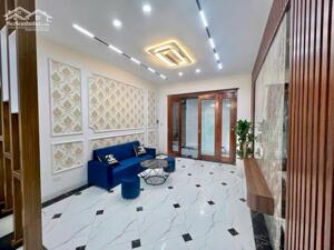 Bán nhà Vĩnh Hưng – ngõ ôtô dừng– gần phố – Full nội thất– tiện ích ngập tràn