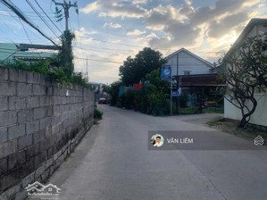 bán lô đất hẻm phú nông vĩnh ngọc, phường tây nha trang. dt 113.7m2
- đường oto tận nơi,