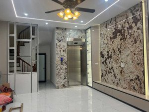 siêu đẹp! bán nhà hoàng hoa thám- ba đình- 35m - 5 tầng - thang máy - mt 4.8m - giá chỉ nhỉnh 8 tỷ.