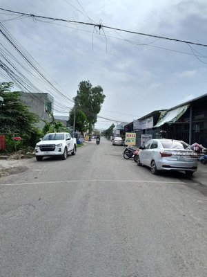 bán đất kdc tân đức, đường nhựa 8m thông, liền kề kcn tân đức