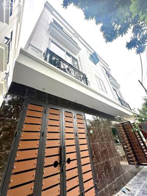 HƠN 7 TỶ CÓ NGAY NHÀ VÕ CHÍ CÔNG- TÂY HỒ- 36M- MẶT TIỀN RỘNG-CÁCH Ô TÔ 30M- GẦN PHỐ