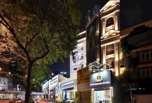 toà khách sạn mặt tiền trường sơn khu sân bay.hầm 6 lầu sân thượng 18 phòng cao cấp. dtcn 90m2 33tỷ