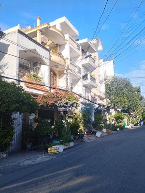 bán nhà mặt tiền đường số - 3.9x18m - tân quy - q7