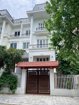 biệt thự song lập khu đô thị lideco hoài đức, nhà hoàn thiện đẹp, có thang máy