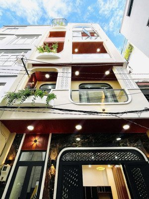 bán nhà cho thuê 25 tr/tháng nhà đường nguyễn thị minh khai, quận 3, 65m2 (5x13m) sổ sẵn