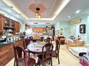 ngợp bank bán gấp nhà 5 tầng hxh lê văn sỹ ngang 20m