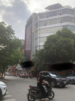 cho thuê nhà mặt phố hoàng ngân - cầu giấy - dt 1200m2 - 8 tầng 1 hầm -giá 230tr/tháng có tl mạnh