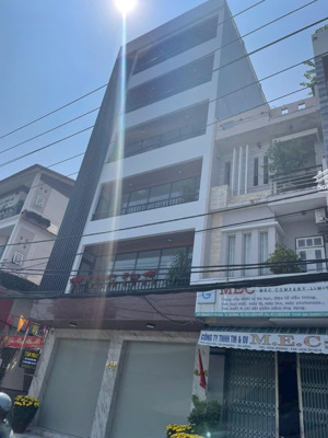 cho thuê np 5 tầng tại lê duẩn, thạc gián, thanh khê, đà nẵng, 110 tr/th, 700 m2 - liên hệ hải trần