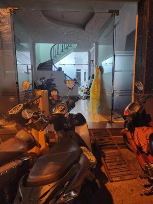 bán tòa 6 tầng mặt ngõ kinh doanh tốt, ô tô tránh, cách mặt phố tây sơn 5 nhà. dt 55m2 hơn 17 tỷ