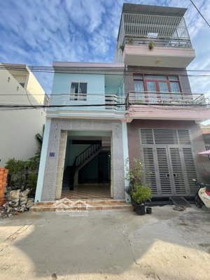 nhà 2 tầng hòn xện đường 7 m sổ hồng 2,8 tỷ