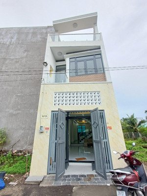 4,39tỷ- nhà tx47- hẻm xe hơi- hà huy giáp 100m- phường thạnh xuân- quận 12