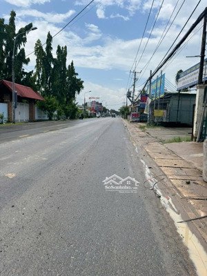 kẹt tiền bán 2 kho mặt tiền 769, lộc an, long thành đang cho thuê có dòng tiền 40tr/ tháng