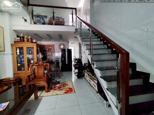 Bán Nhà Mặt Tiền Trung Mỹ Tây 9, 63m2, 2 Tầng Đường 6m thông tứ tung