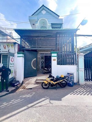 nhà lầu 4 phòng ngủ ,gần ngã tư chiêu liêu, giá 3 tỷ 790 triệu