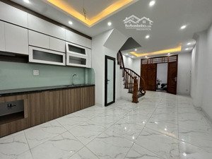 nhà mới liên mạc - dt: 35m2 - mt: 4m - nhà 4 tầng - sát ô tô 5.x tỷ