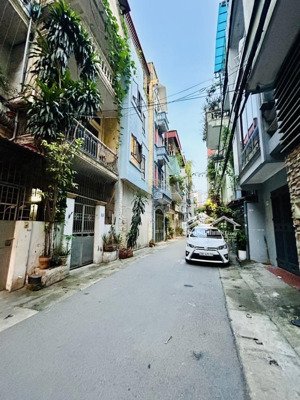 bán nhà riêng tại phố yên lạc, 15,5 tỷ, 60m2 view đẹp, giá siêu hời