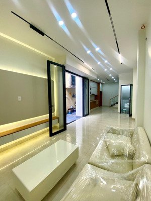 bán nhà 4 tầng xây mới độc lập ngõ siêu nông phố tô hiệu