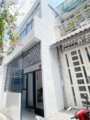 nhà đẹp giảm sâu đường vũ tùng p2 bình thạnh (gần chợ bà chiểu) dt: 38,1m2