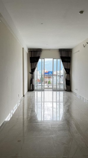 gia đình đi định cư cần bán lại căn hộ âu cơ tower, 65m², 2pn, 2wc giá bán: 2.85 tỷ