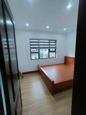 cho thuê căn hộ tập thể tầng 5, nhà a7, số 2, bùi ngọc dương