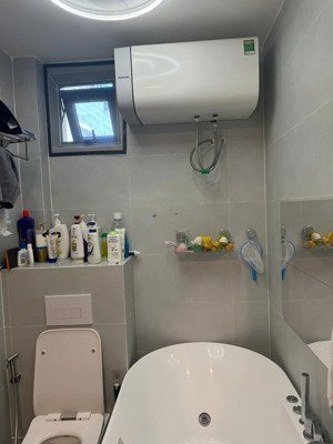 bán nhà hxh 386/67 lê văn sỹ 6x6m 5 tâng nhà mới giá chi nhỉnh 8 tỷ