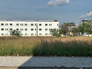 bán đất vị trí đẹp phúc an garden, 620 triệu, 75m2, q. bàu bàng, bình dương. siêu lỗ