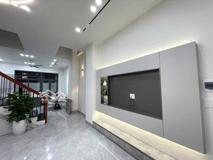 siêu phẩm cực hiếm tại nguyễn cảnh chân - nhà đẹp xách vali vào ở ngay nhỉnh 8 tỷ