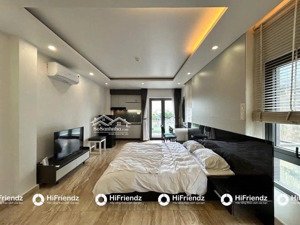 phòng mới xây nội thất cao cấp sang trọng - ban công thoáng mát - an ninh yên tĩnh