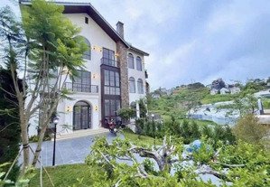 bán villa mới, view đẹp, 5 tầng, 10pn, thiết kế sang trọng hxh đường tô hiến thành p.3 đà lạt