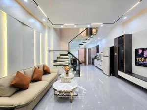 sở hữu ngay nhà tân bình 2 tầng đường phạm văn hai, phường 3 nhà 1/ hẻm oto , dt 42m2/ 1 tỷ 950