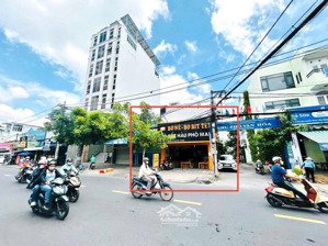 góc 2 mtkd hết lộ giới tân quý - đối diện aeon. dt 5.8x21m. nở hậu 14m