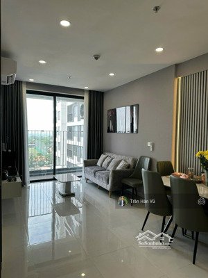 bán nhanh căn hộ lê phong 1 phòng ngủ chỉ 2,1 tỷ full nội thất. lh: trần hàn vũ