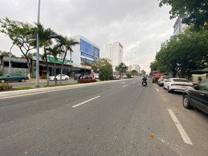 cần bán góc 2mt ngã 4 ngô tất tố và hàn thuyên 250m ngang 11m giá chủ cần bán gấp