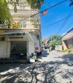 bán gấp nhà vĩnh phúc - ba đình. giá 7 tỷ - dt45m2 - 20m ra đến ô tô - ngõ thông - công năng đầy đủ