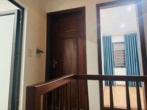 nhà dân xây thượng thanh - ngõ thông - ô tô đỗ cửa - full nội thất - chỉ hơn 5 tỷ