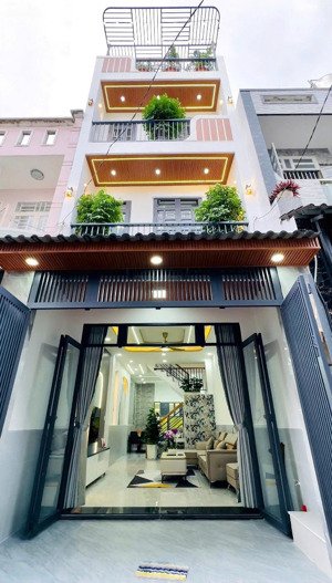 siêu phẩm nhà giá tốt đường 22 kp4 thủ đức dt:68m2 giá: 2tỷ880tr