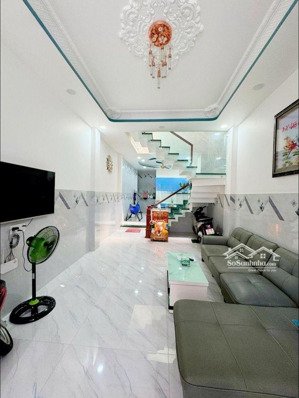 bán gấp nhà 4 tầng - 87m - 4pn - ngay thoại ngọc hầu giao nguyễn sơn chỉ 9ty tl. nhà còn mới đẹp