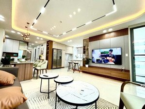 bán căn hộ cao cấp green valley, 3pn dt từ 118 m2 - 130 m2, giá 9 tỷ. lh: 