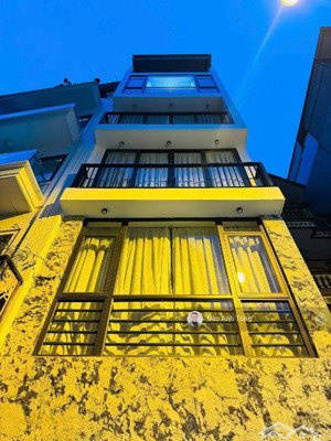 nhà đẹp nguyễn văn cừ trung tâm gia thuỵ ngõ oto tránh 6 tầng