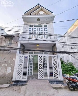 Nhà trệt lầu hẻm 11 Nguyễn Văn Linh cách bệnh viện ĐK trung ương 300m