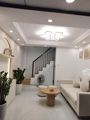 bán nhà riêng 15m2, 4,6 tỷ, đội cấn, cống vị, ba đình, hà nội - giá cực chất