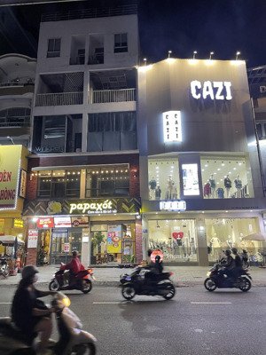 bán nhà sư vạn hạnh, p. 12, q. 10 dt: 11.5x17m. cn 171m2 kc: 4 tầng hđt 280tr/th - 71 tỷ