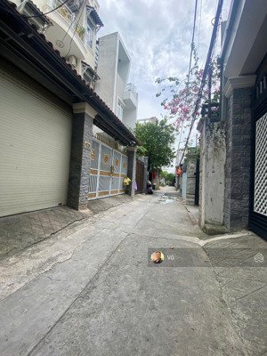 bán nhà rẻ nhất hiệp bình chánh, 90m², hẻm ô tô 7 chỗ, gần chợ, giá chỉ 5.5