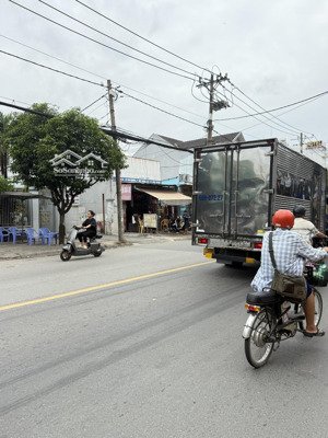 nhà vị trí víp - diện tích khủng 5x20 - giá tốt nhất thị trường - anh chị không nên bỏ qua căn này