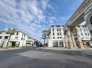 hót chủ nhà cần chuyển nhượng căn shophouse làng việt kiều quốc tế - tp hải phòng . dt: 169m2